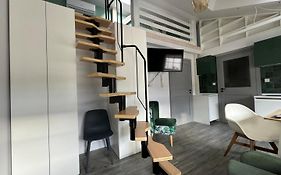 Forest Nook Main Square Loft